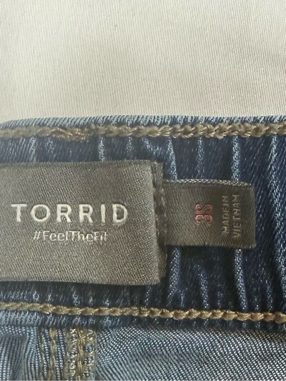 Torrid Weekend Boyfriend Straight Cargo Jeans 3X Short Drawstring Soft Denim - Picture 3 of 8